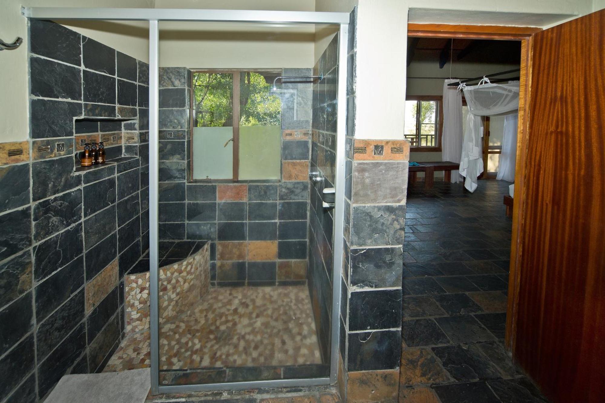 Gondwana Namushasha River Lodge Kongola Exterior photo